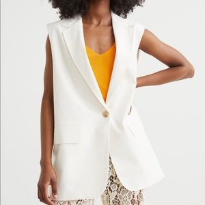 NWT H&M Sleeve- Less Jacket